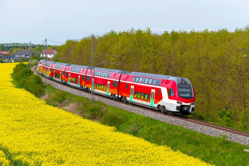 561.001 - Stadler KISS ZSSK (4.5. 2023), VUZ Velim