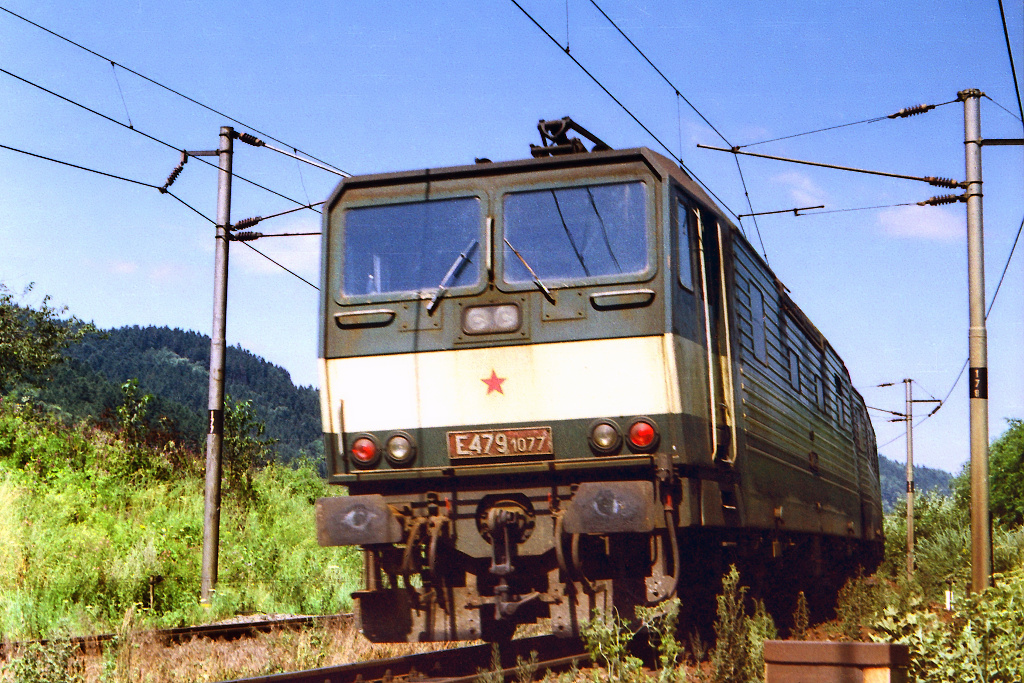 E479.1077 Ústí u Vsetína (5.8. 1985)