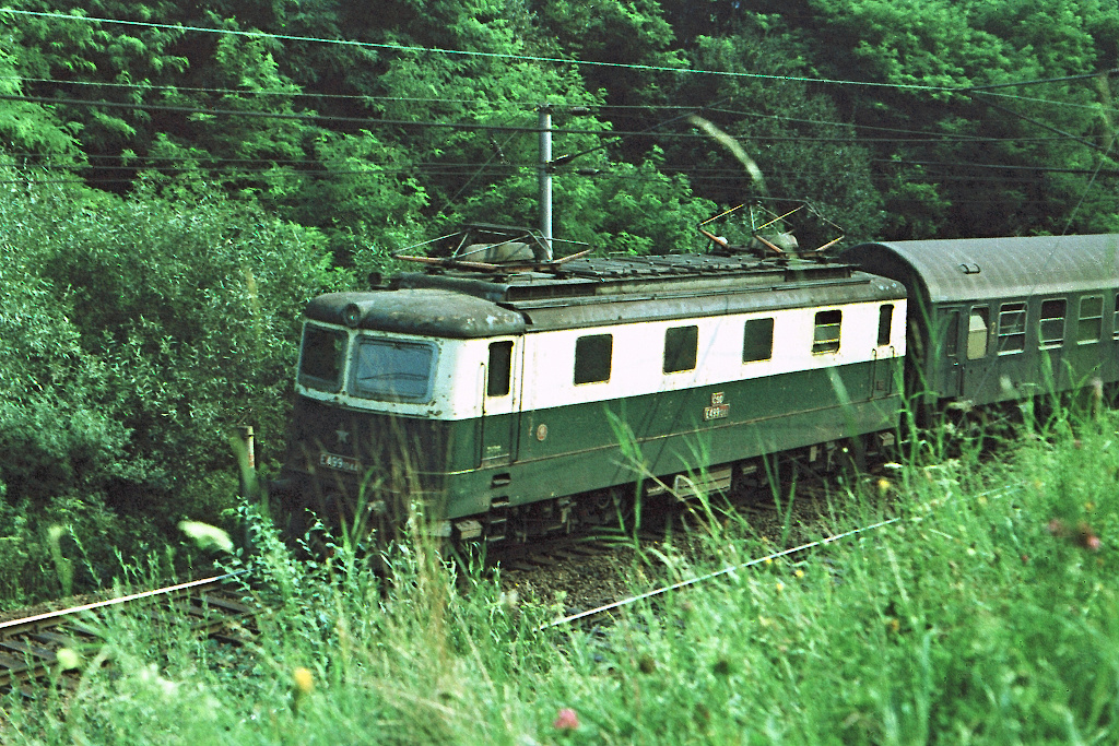 E499.1044 Ústí u Vsetína (25.8. 1985)