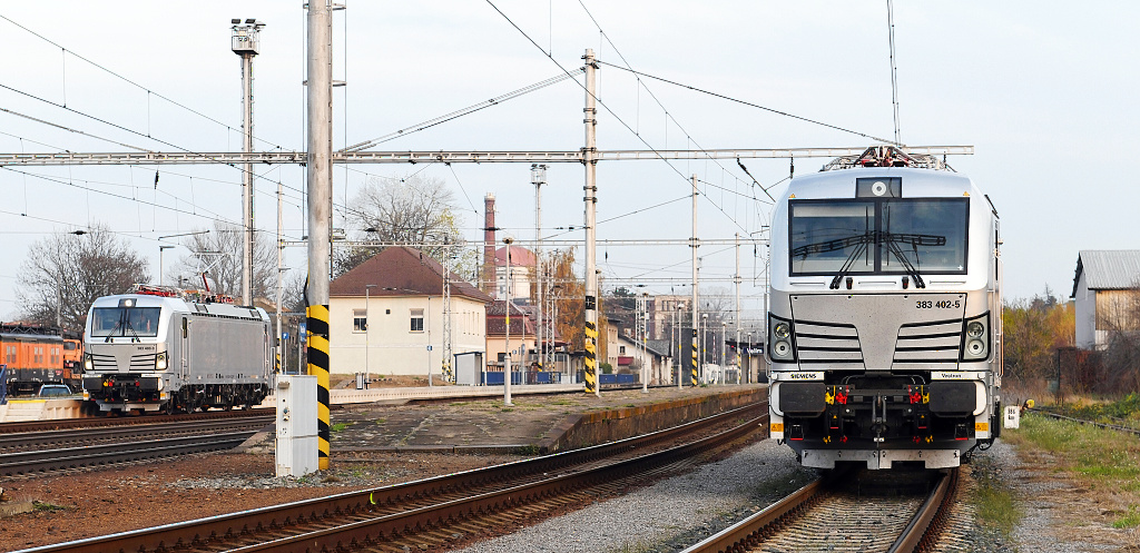 Velim - původní ostrovní nástupiště (16.11. 2019) Velim - původní ostrovní nástupiště (16.11. 2019)