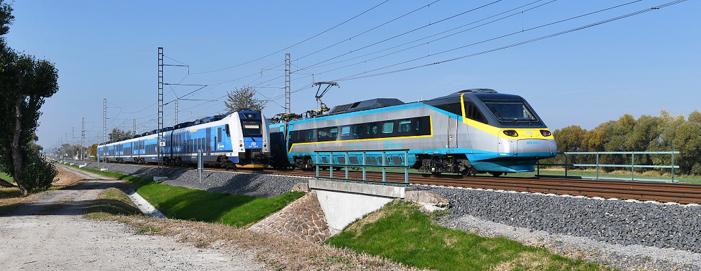 661.109 Pečky - Tatce (12.10. 2022) - společně s 680.004 661.109 Pečky - Tatce (12.10. 2022) - společně s 680.004