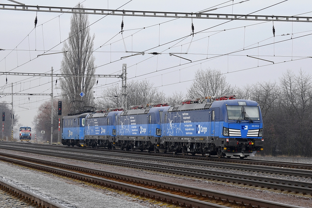 žst. Velim (22.1. 2019) žst. Velim (22.1. 2019)