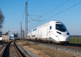 TGV M begins tests at the Velim test centre