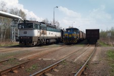 750.364 a T238.0049 HK Slezsk Pedmst - vleka Ferona (16.4. 2005)   