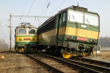 Stéblová (28.2. 2003) - boční náraz do stojící lokomotivy nákladního vlaku (přes námezník) odjíždějícím osobním vlakem