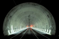Zahradnický tunel (25.4. 2013) - úsek Olbramovice-Tomice (délka 1030 m)
