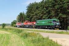 753.601 Velim (1.8. 2012) - spolen s 774.702, 744.001