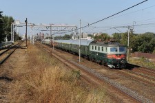 141.012 Kolín (25.9. 2009) - zvláštní vlak s německými turisty směřijícími do Kutné Hory