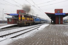 742.314 Pardubice (2.12. 2014) - společně s 1216.234 RailJet EC 73 