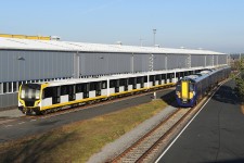 Metro Lima + ASR 385 (3.12. 2016) Velim - Projekt Hitachi Rail