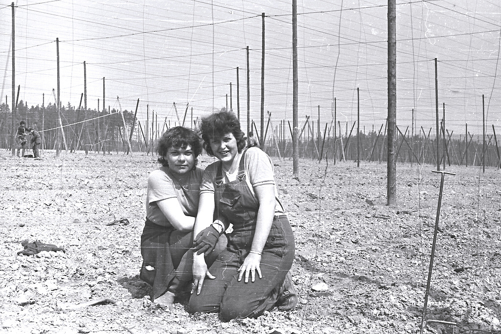 Katka, Jana (Vinaice 04/1986)
